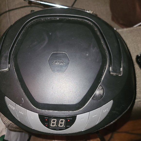 Jensen Black and Gray Boombox